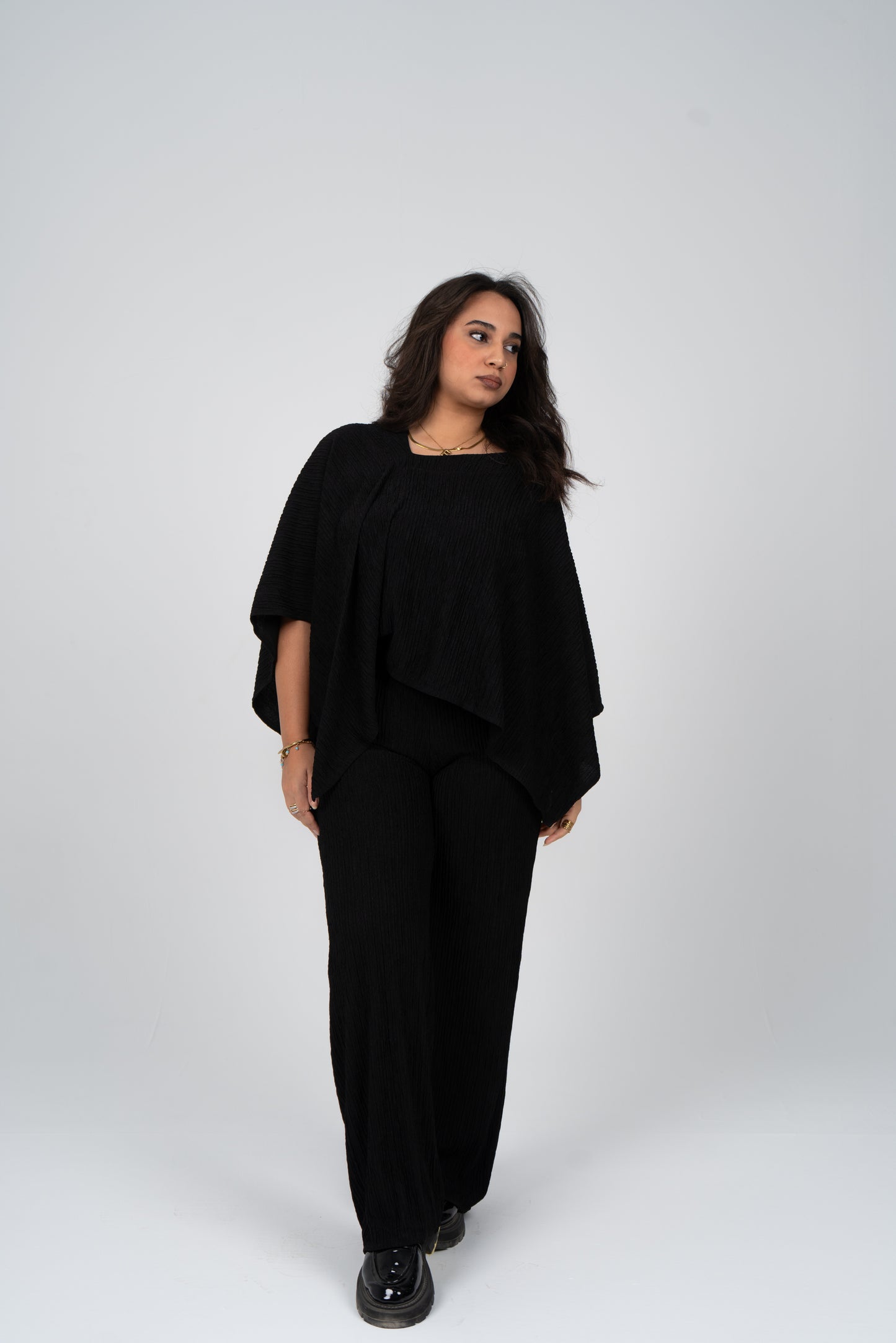 black perfect linen set